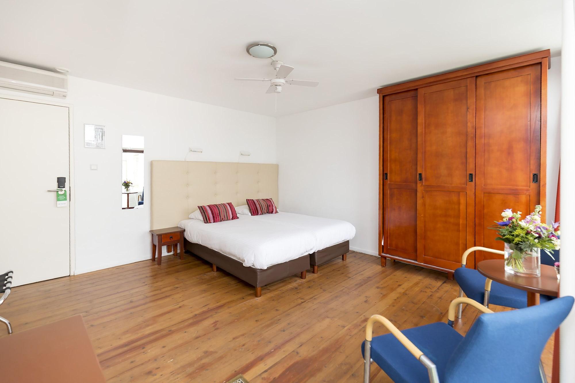 Western Hotel 3*